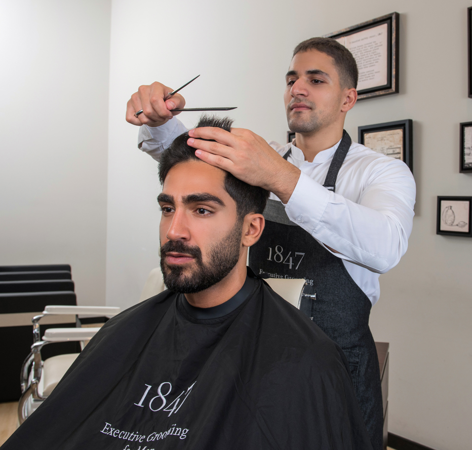 How to Choose the Right Haircut for Your Face Shape